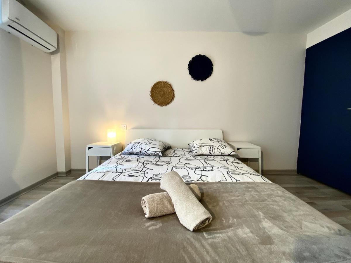 Spacieux, Climatise, Quartier Calme, Proche Chateau, Le Cocon De Joy Carcassonne
